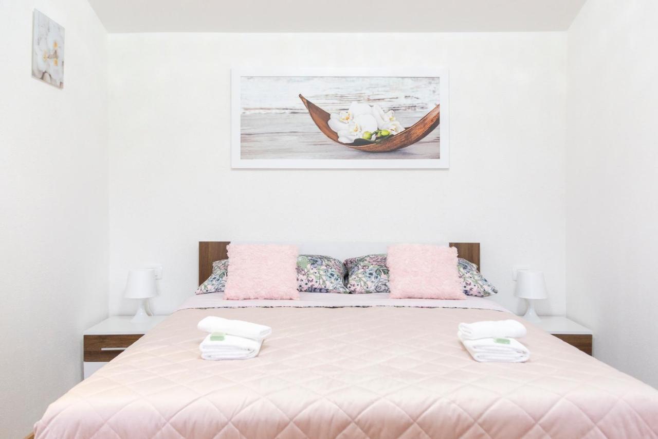 Apartments Milok Secovlje Ngoại thất bức ảnh