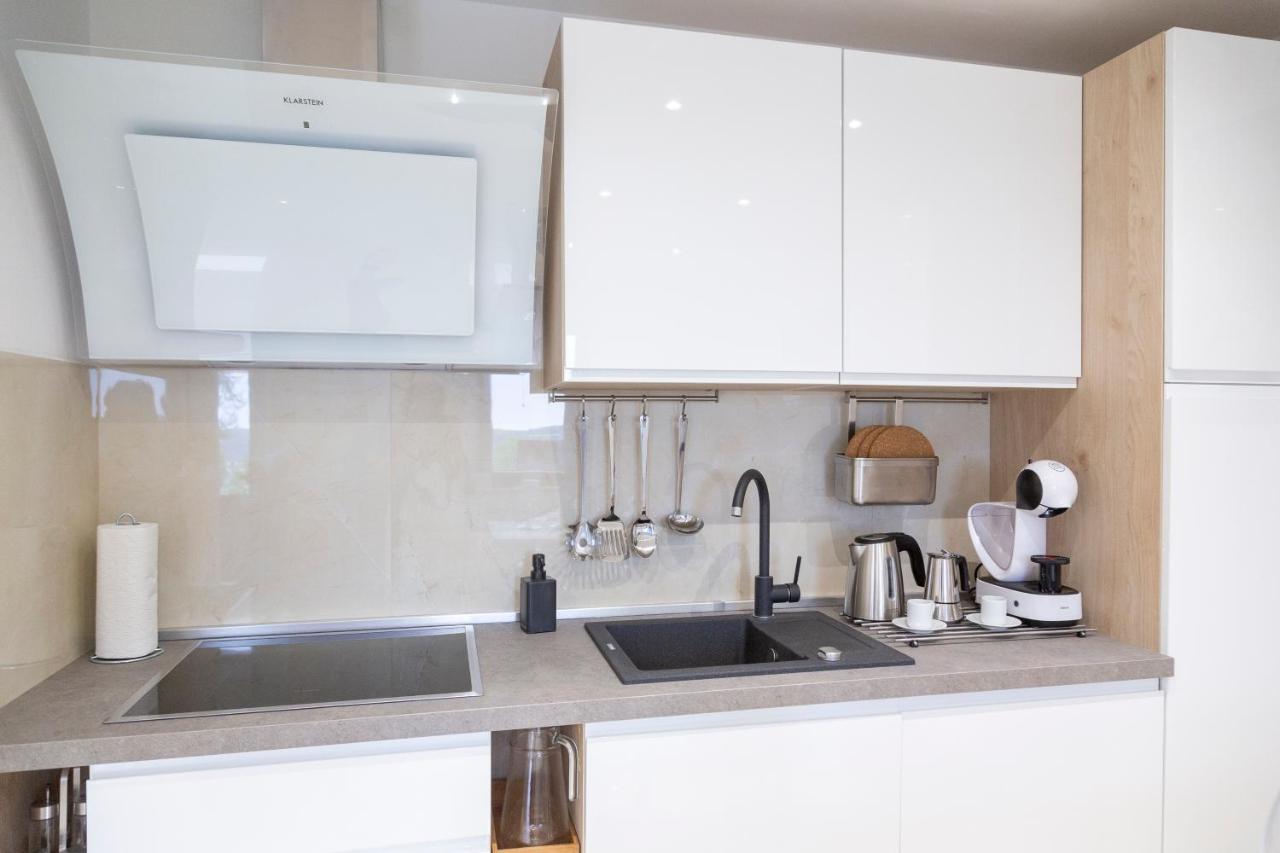 Apartments Milok Secovlje Ngoại thất bức ảnh