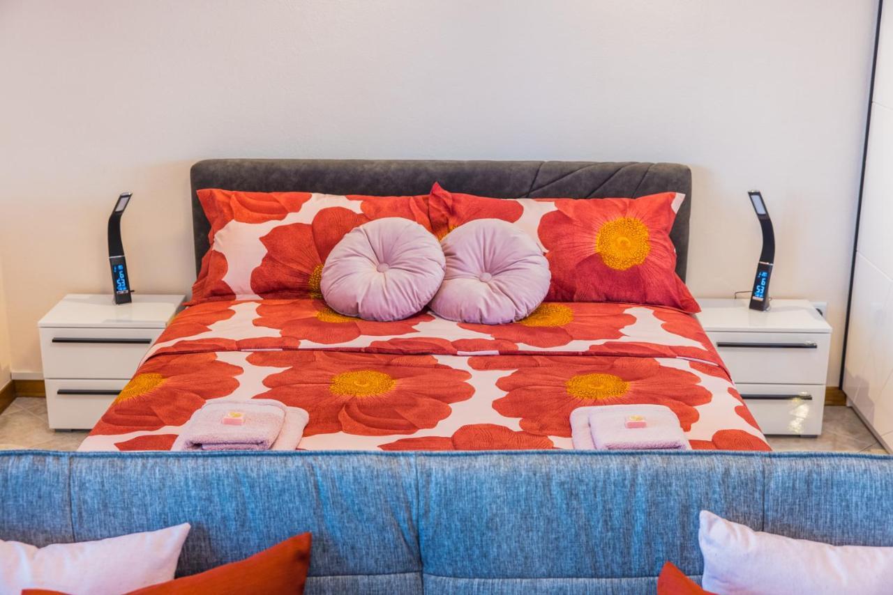 Apartments Milok Secovlje Ngoại thất bức ảnh