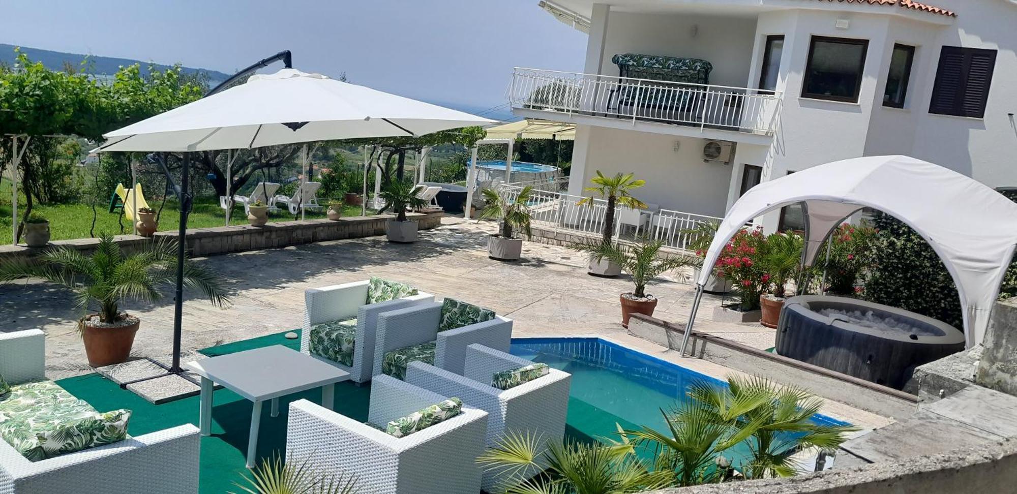 Apartments Milok Secovlje Ngoại thất bức ảnh