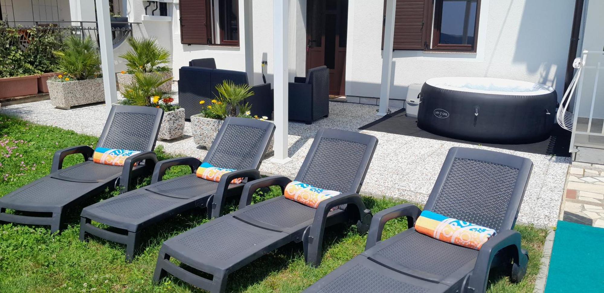 Apartments Milok Secovlje Ngoại thất bức ảnh
